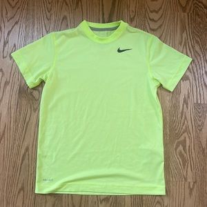 Nike dri fit short sleeved T-shirt